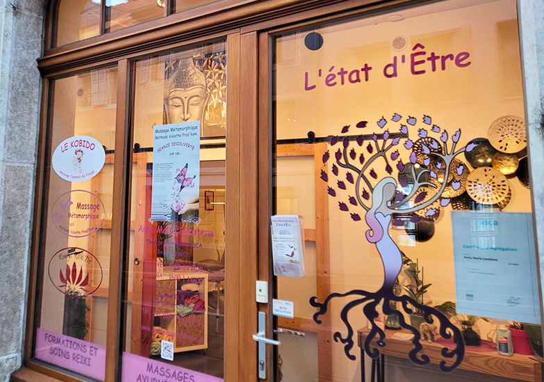 Entrée du lieu – centre holistique